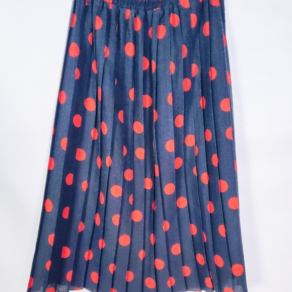 Polka Dot Skirt Set - Picture 5 of 10